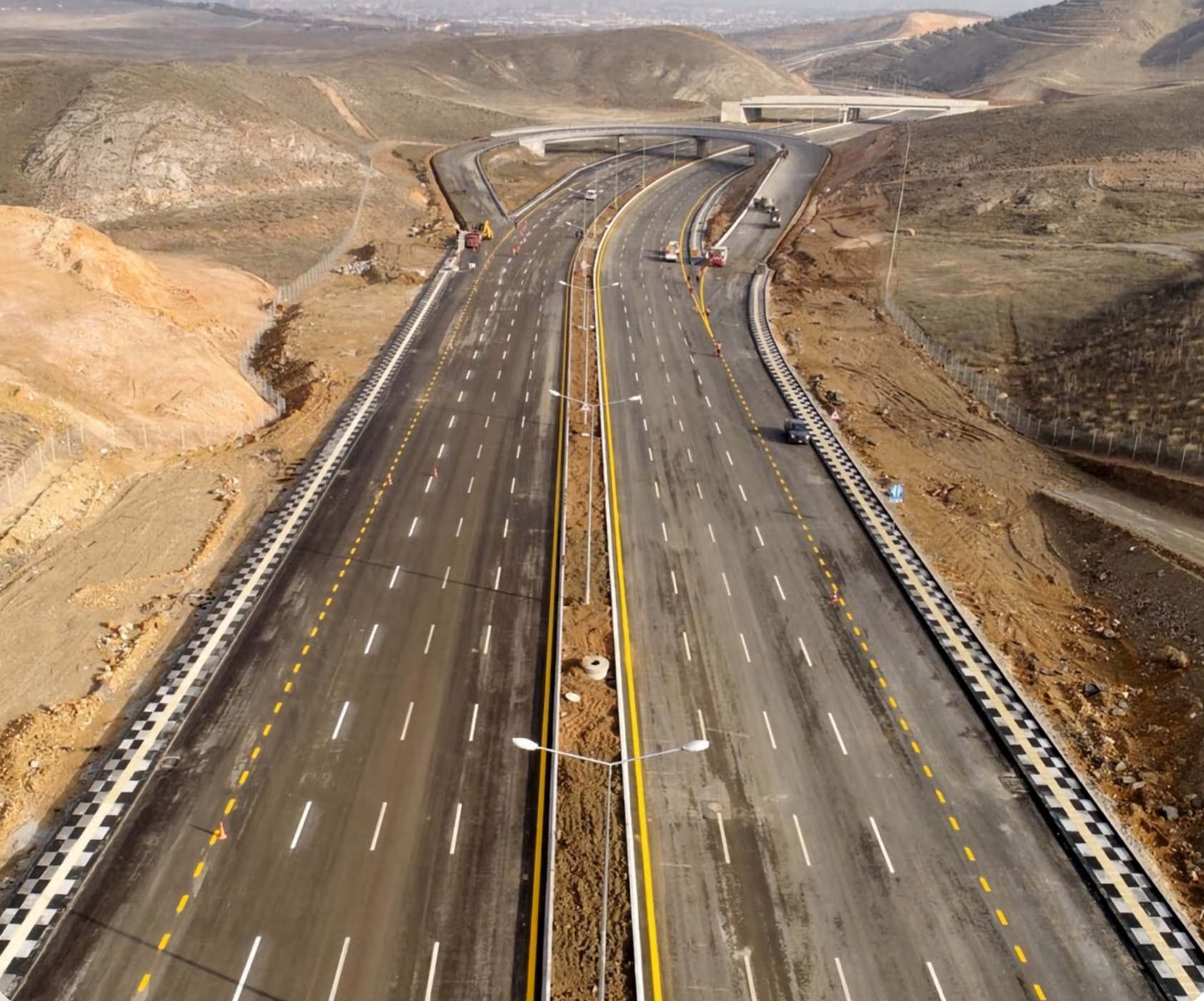 Yol yapımı